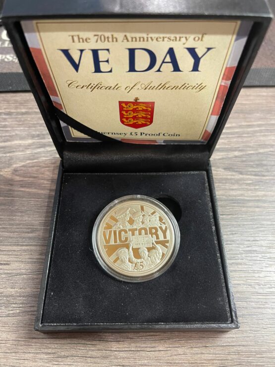 2015 Proof Guernsey VE DAY £5 Coin